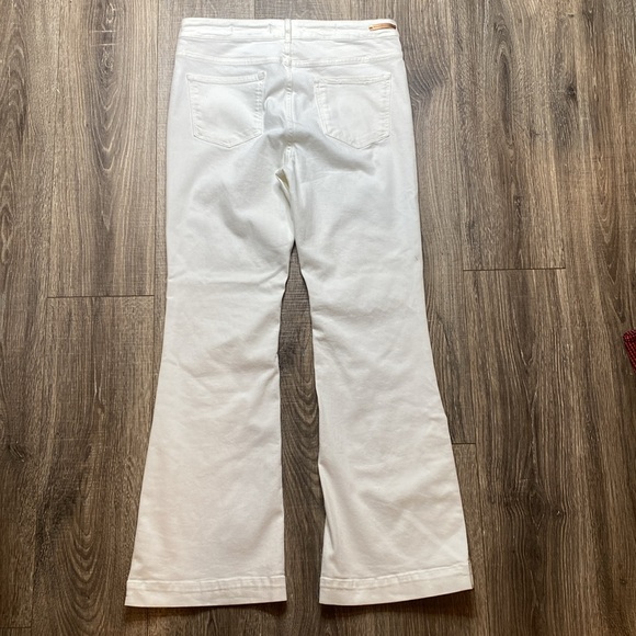 Pilcro and Letterpress (Anthropologie)  white high-rise bootcut jeans, size 31 - Picture 10 of 16